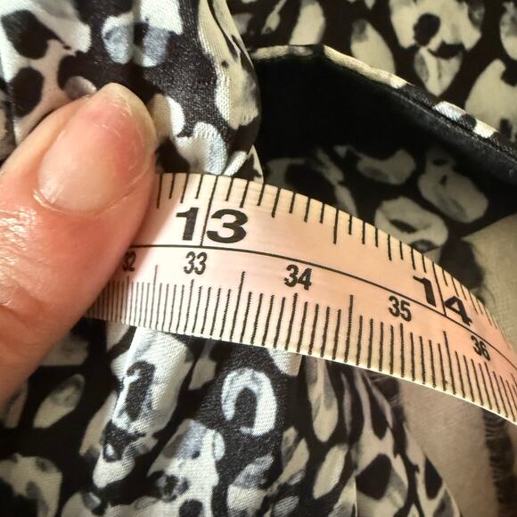 L'ACADEMIE Black and White  Joyce Leopard Satin Tulip Hem Faux Wrap Dress Small - Picture 10 of 10